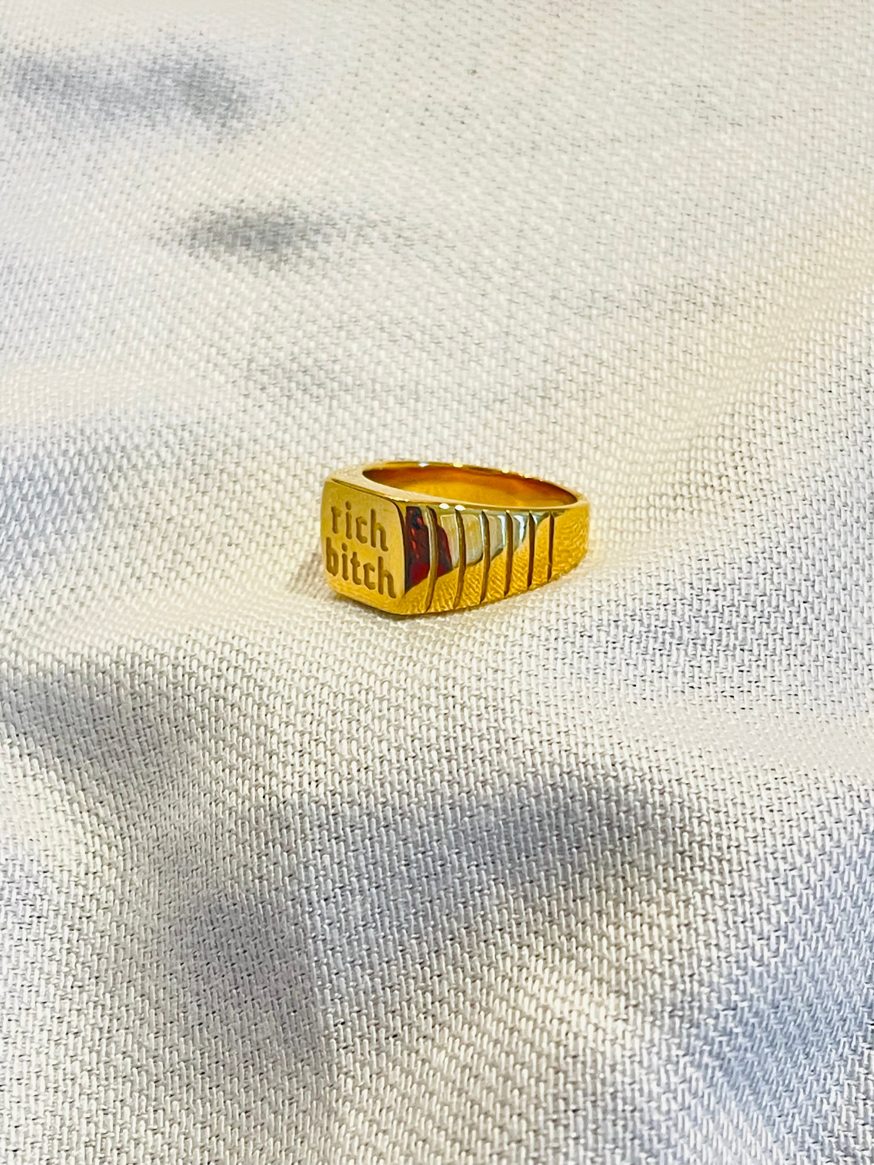 RICHY GOLD RING